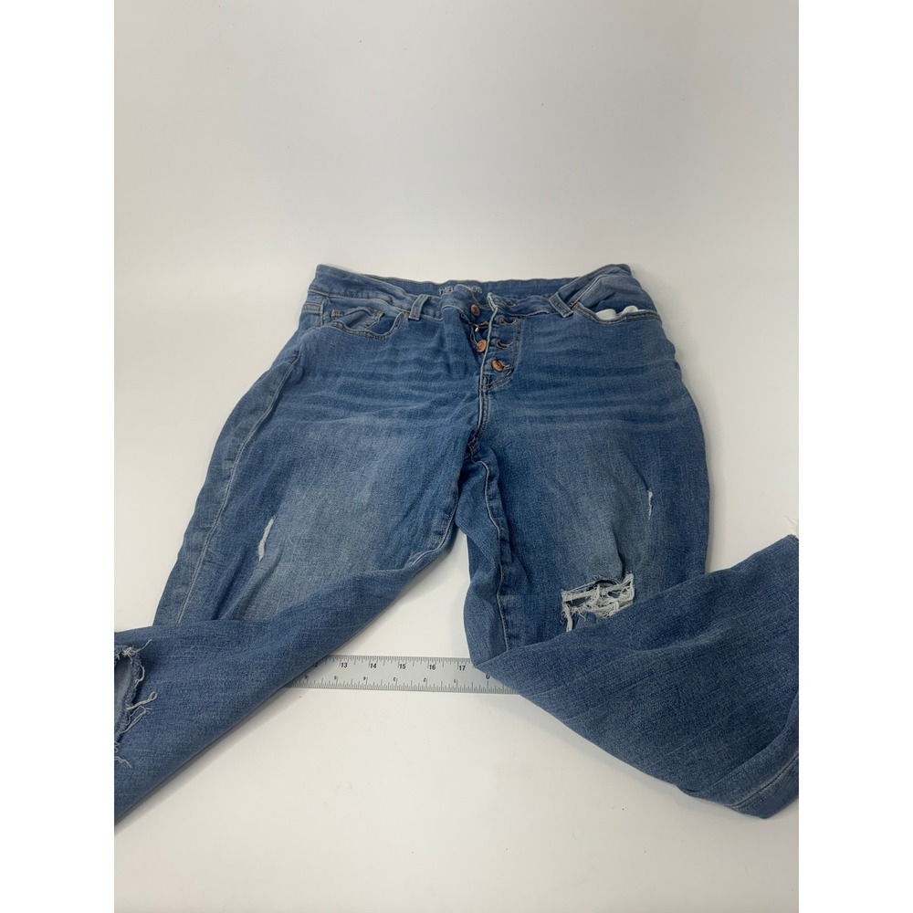 Maurices Mid Rise Distressed Button Fly Jeans Womens 16 Medium Wash Frayed Hem